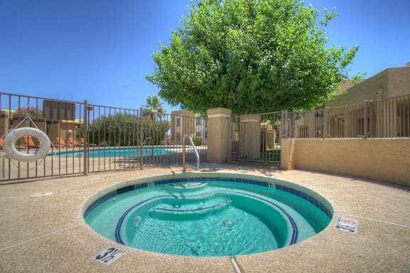 Enclosed Jacuzzi Area