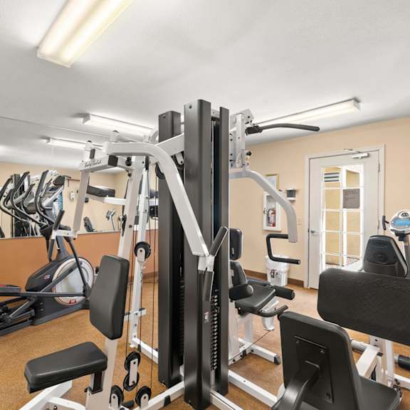 Fitness Center Silver Cliffs Apartments in Bullhead City
