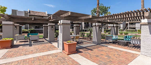 BBQ Lounge Area by the Pool