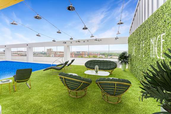 Poolside Lounge at Iris Luxury Apartments, Tennessee