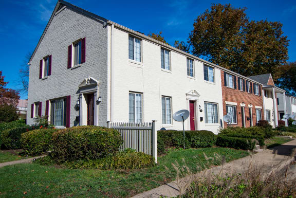 Brookville Townhomes Exterior 18