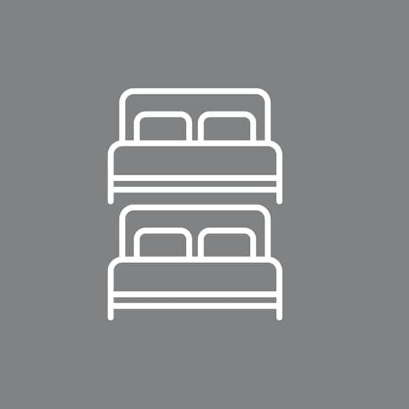 A simple line drawing of a bunk bed.