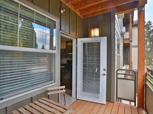 Fruitland Meadow Apartment Balcony and Entrance