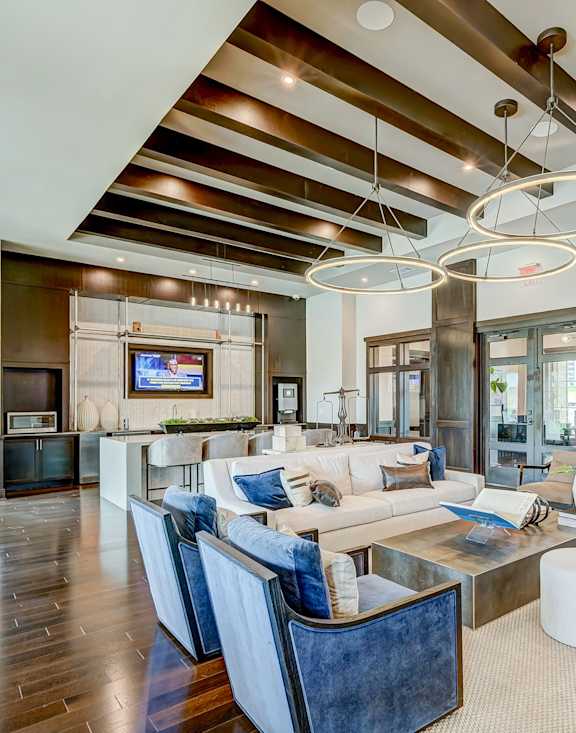AVE Las Colinas lounge