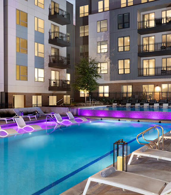 AVE Austin resort-style pool