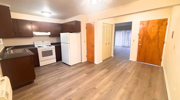 Lansing Apartments Kitchen and Living room
