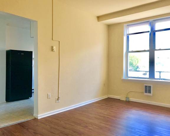 Photo Gallery Image