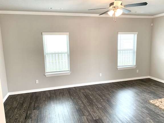 C1 (2-car) Living Dining open concept