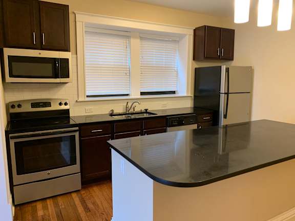 717 Eastgate Kitchen