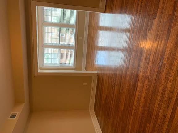 717 Eastgate Living