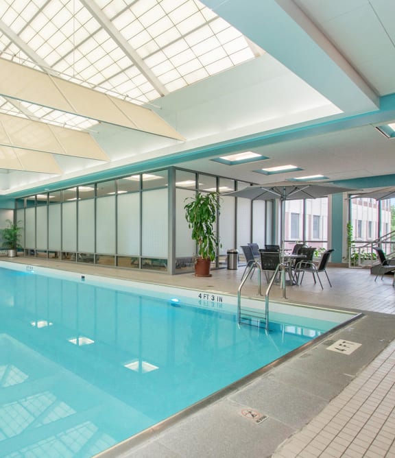 Plaza pool