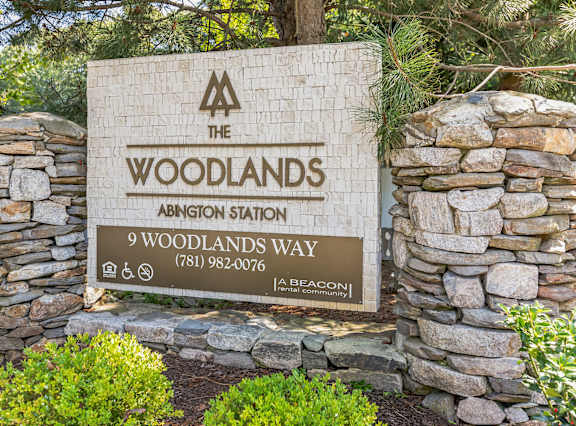 Signage at Woodlands at Abington Station, Massachusetts