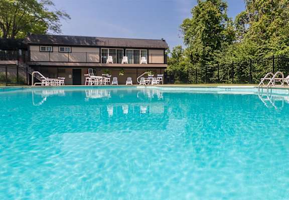 This is a photo of the sparkling swimming pool at Montana Valley Apartments in Cincinnati, OH.