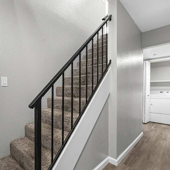Fully Furnished Kitchen View at Pomona Townhomes Apartments, Chico, California