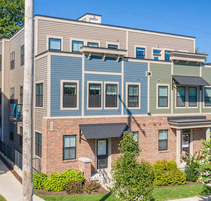 Trowbridge Flats Apartments in downtown Grand Rapids exterior