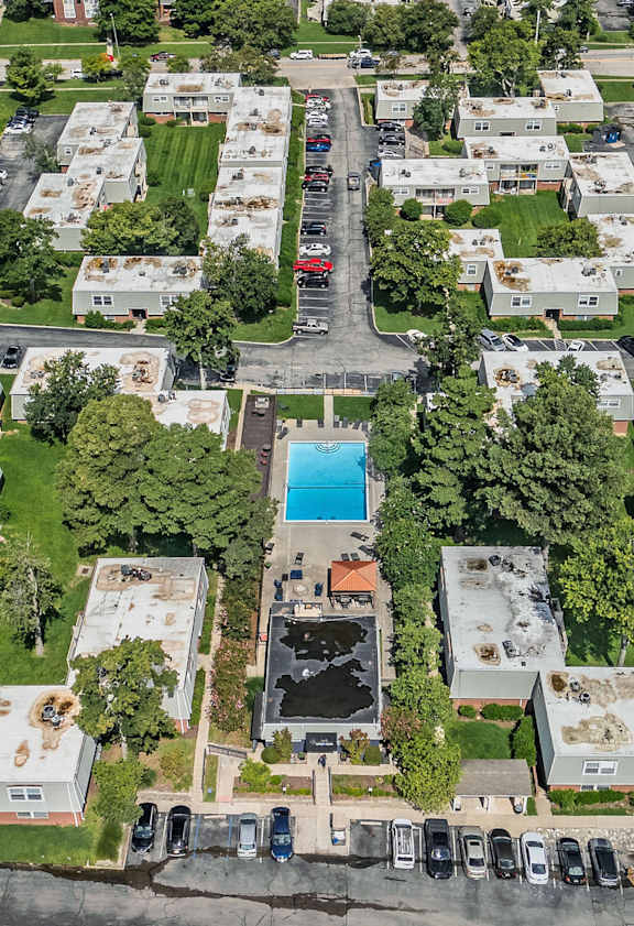 Top view of pool at Lexington Square, Kentucky