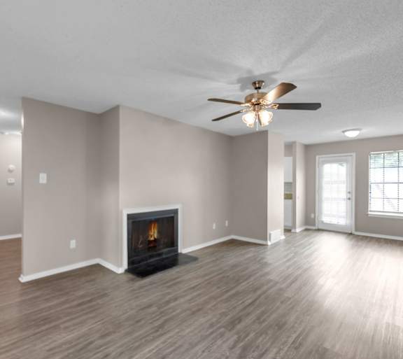 Living Room at The Birches in Memphis, TN