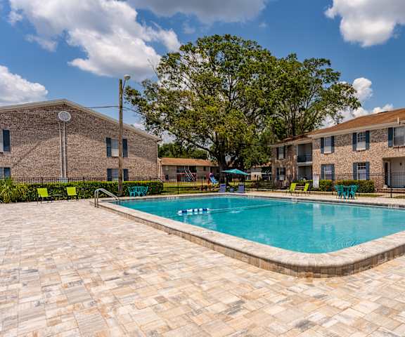 Sparkling pool at Jacksonville Heights Apartments