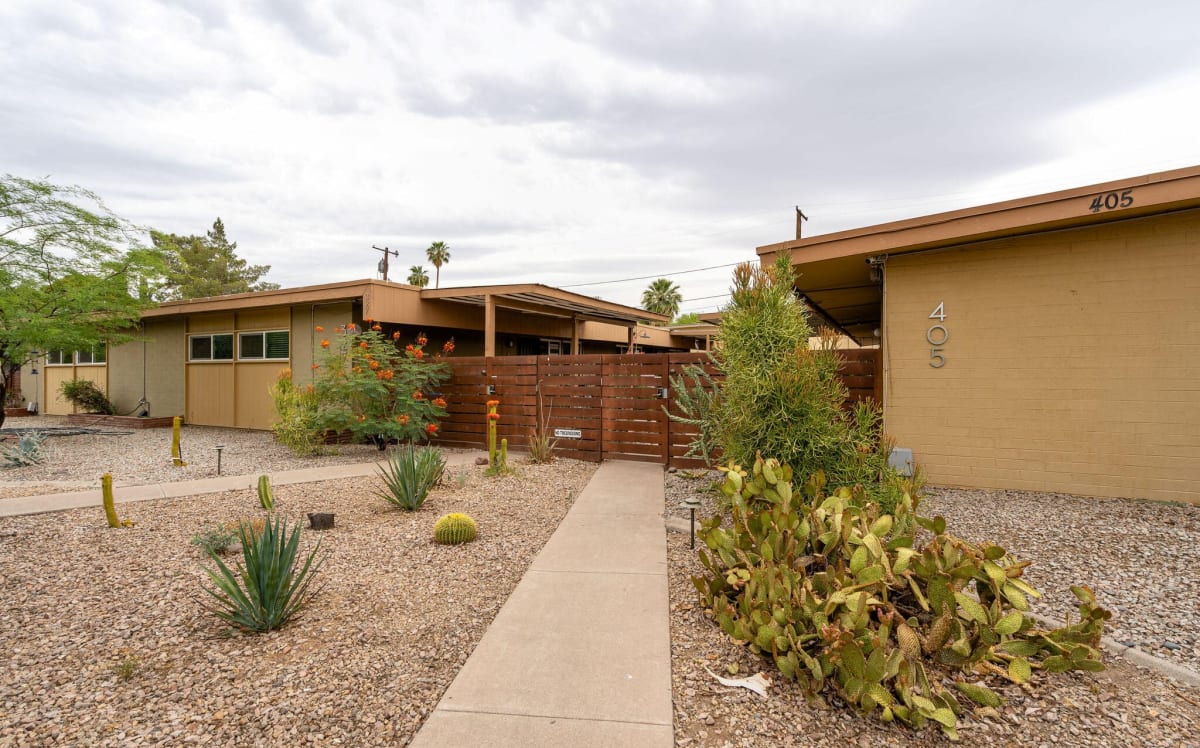 Photos and Video of Colter Apartments in Phoenix, AZ