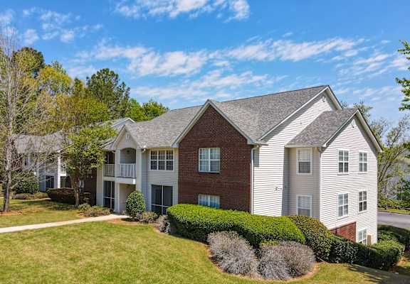 exterior view at the regency woods apartments in pascagoula, ms