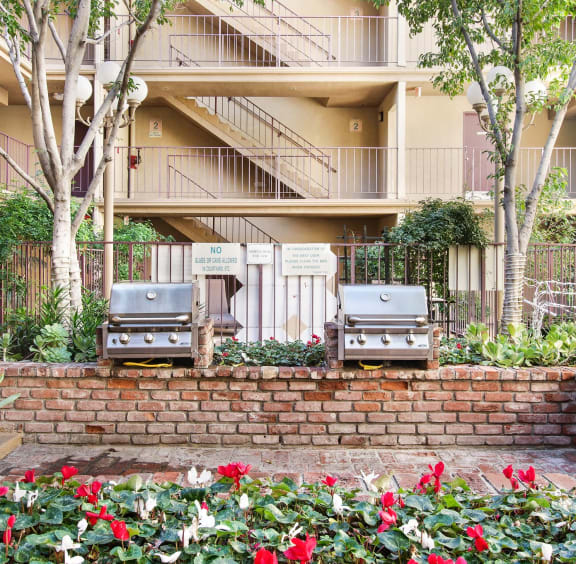 Courtyard Garden at Canby Court, Northridge, CA