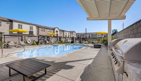 Pet Area and Pickle Ball Court at Willow 38