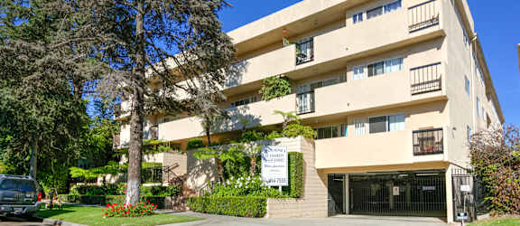 Apartment Building in Santa Monica