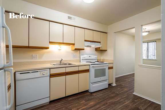 Luxury Kitchen at Franklin River Apartments, Southfield, 48034