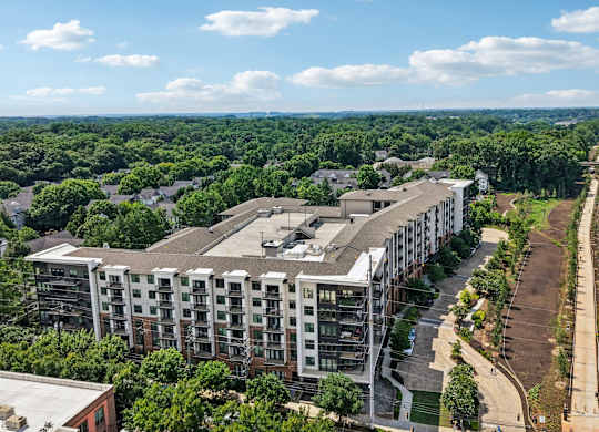 Apartment right in front of the Beltline in Atlanta- 915 Glenwood Apartments. Apartment steps away from the beltline Atlanta.