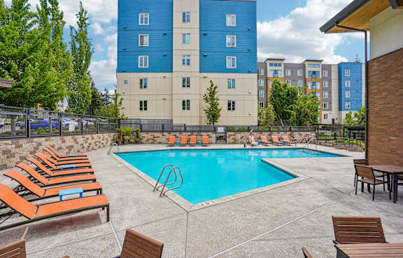 Sparkling Pool at Tivalli Aparments Lynnwood, WA