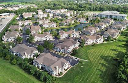 Aerial View of Parkway Lakeside