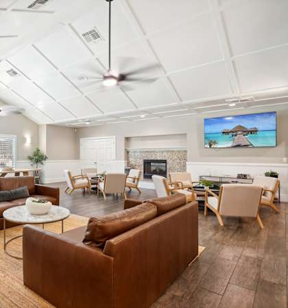 the preserve at ballantyne commons community room with couches