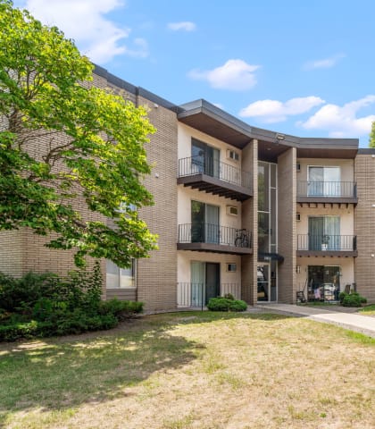 Oakwood Court Apartments Apartments in St Cloud MN