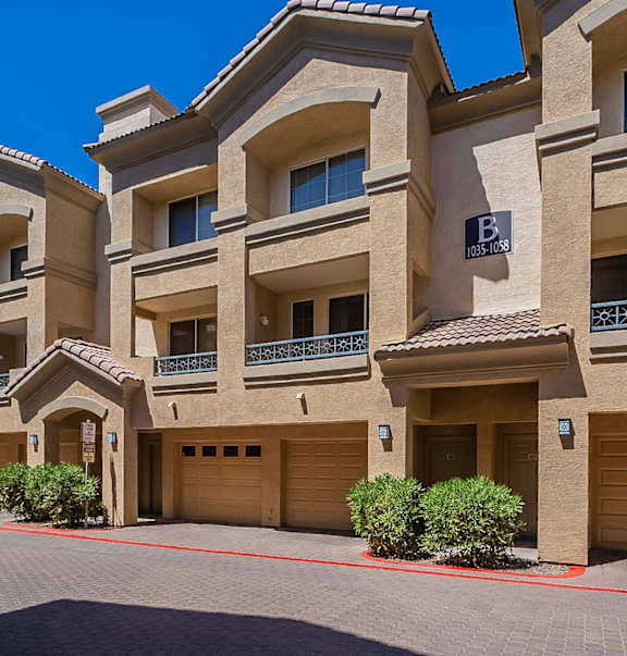 Garages Available at Palazzo Townhomes, Arizona, 85008