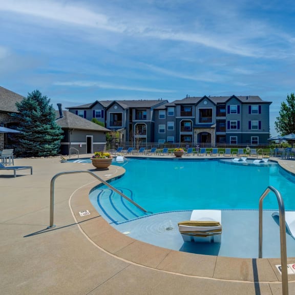 pool and sun deck at Dakota Ridge Apartments in Littleton, CO 80127