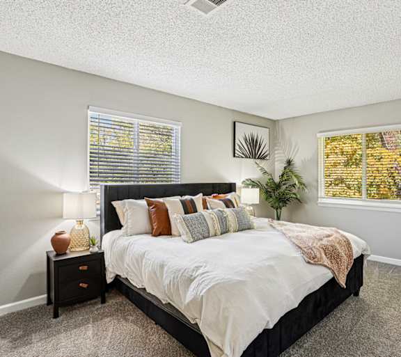 Cozy Bedroom at The Grove Brentwood, Nashville