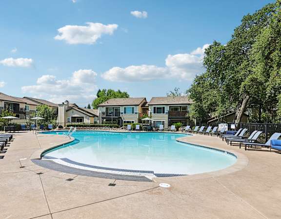 the enclave at green valley apartments resort style swimming pool
