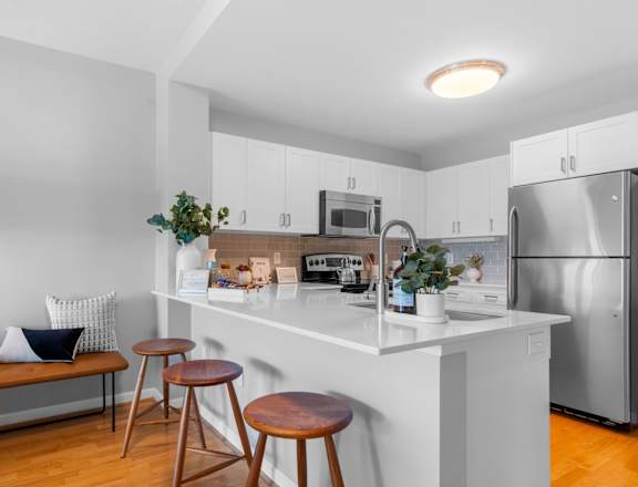 Breakfast bar at Amelia, Massachusetts, 02169