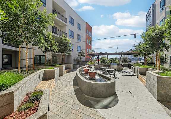 Amazing Outdoor Spaces with BBQ at Bayview Apartments, Emeryville, CA, 94608