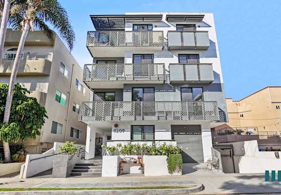 the building in which the apartment is located
