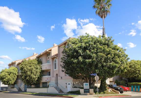 the building where the apartment is located