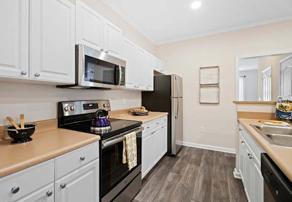 Kitchen appliances at Alden Place at South Square Apartments, Durham, NC 27707