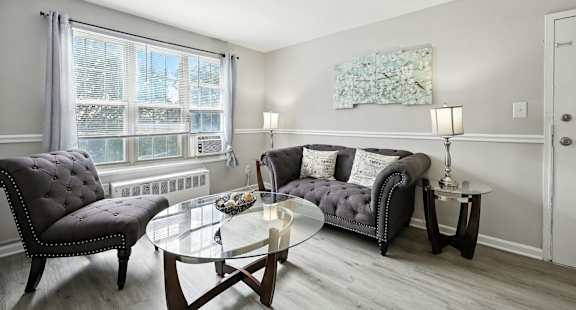 Apartments in Deanwood D C Huntwood Courts