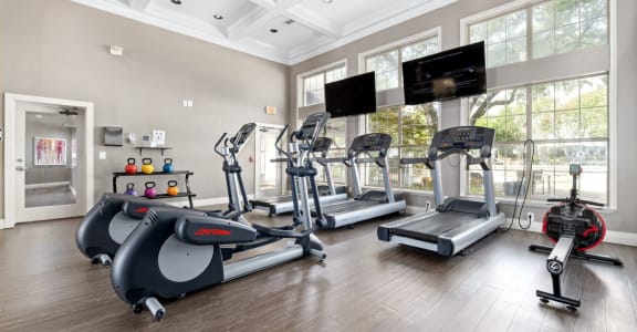the gym at the landing has treadmills and other exercise equipment