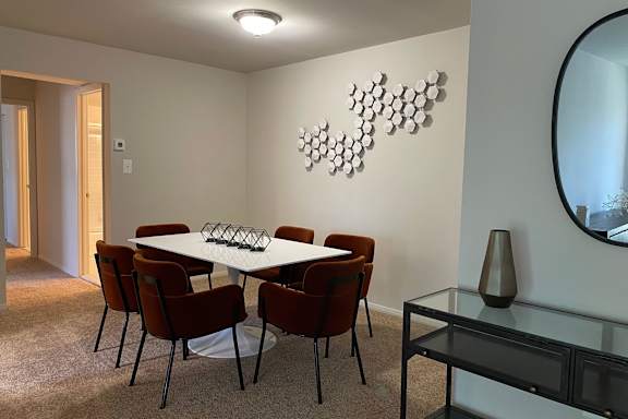 St Charles at Olde Court Apartments 1BR Available Units