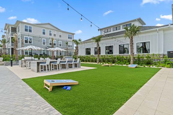 Green Lawn at The Quinn Luxury Apartments, Pensacola, FL