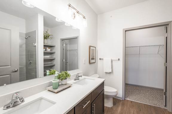 Bathroom at Arlington Farms, Greenwood, 46143