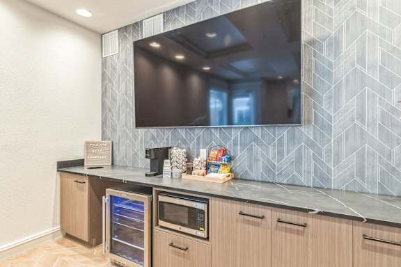 Community Kitchen at AVIA Apartments On Alpha, Dallas