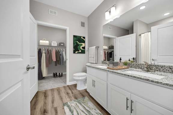 Bathroom With Bathtub at The Landings at Hard Scrabble, Columbia, SC