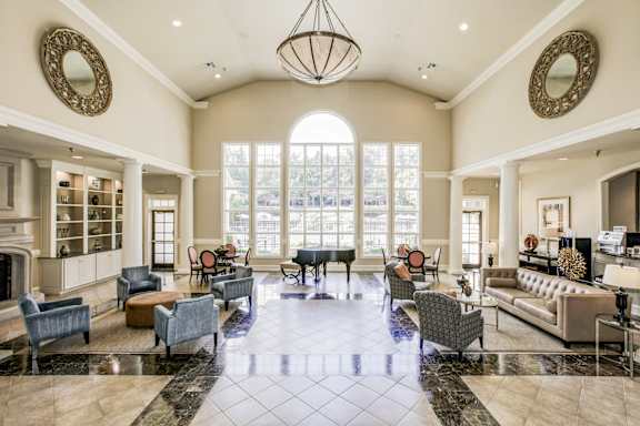 Spacious Lounge1 at Woodland Park, Herndon, VA